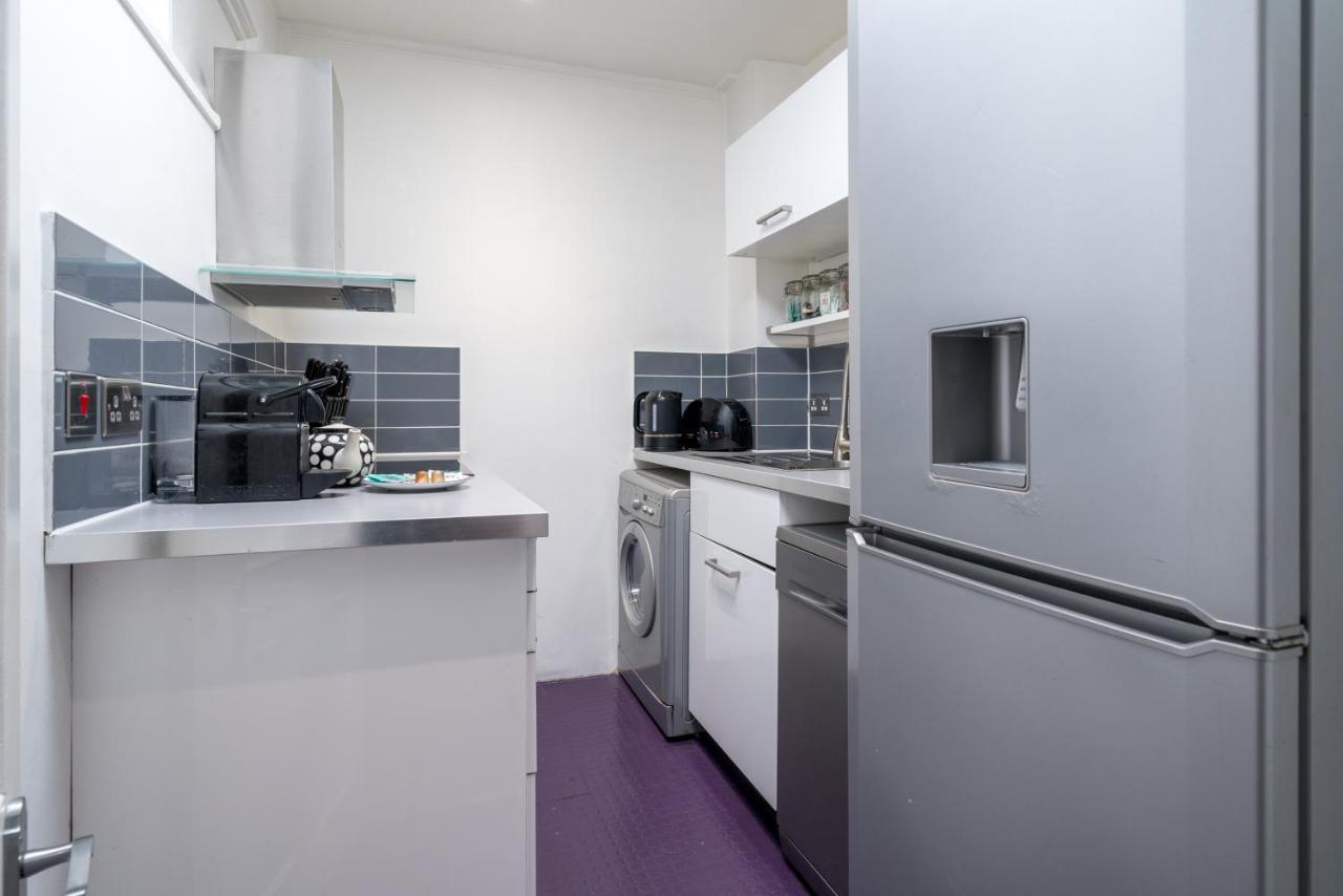 Trendy Apartment In Central Soho - Piccadilly ลอนดอน ภายนอก รูปภาพ